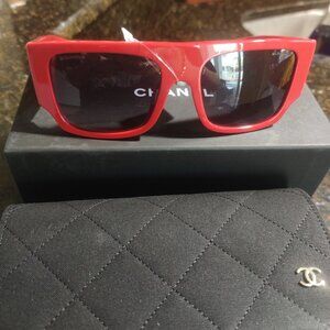 CHANEL sunglasses New